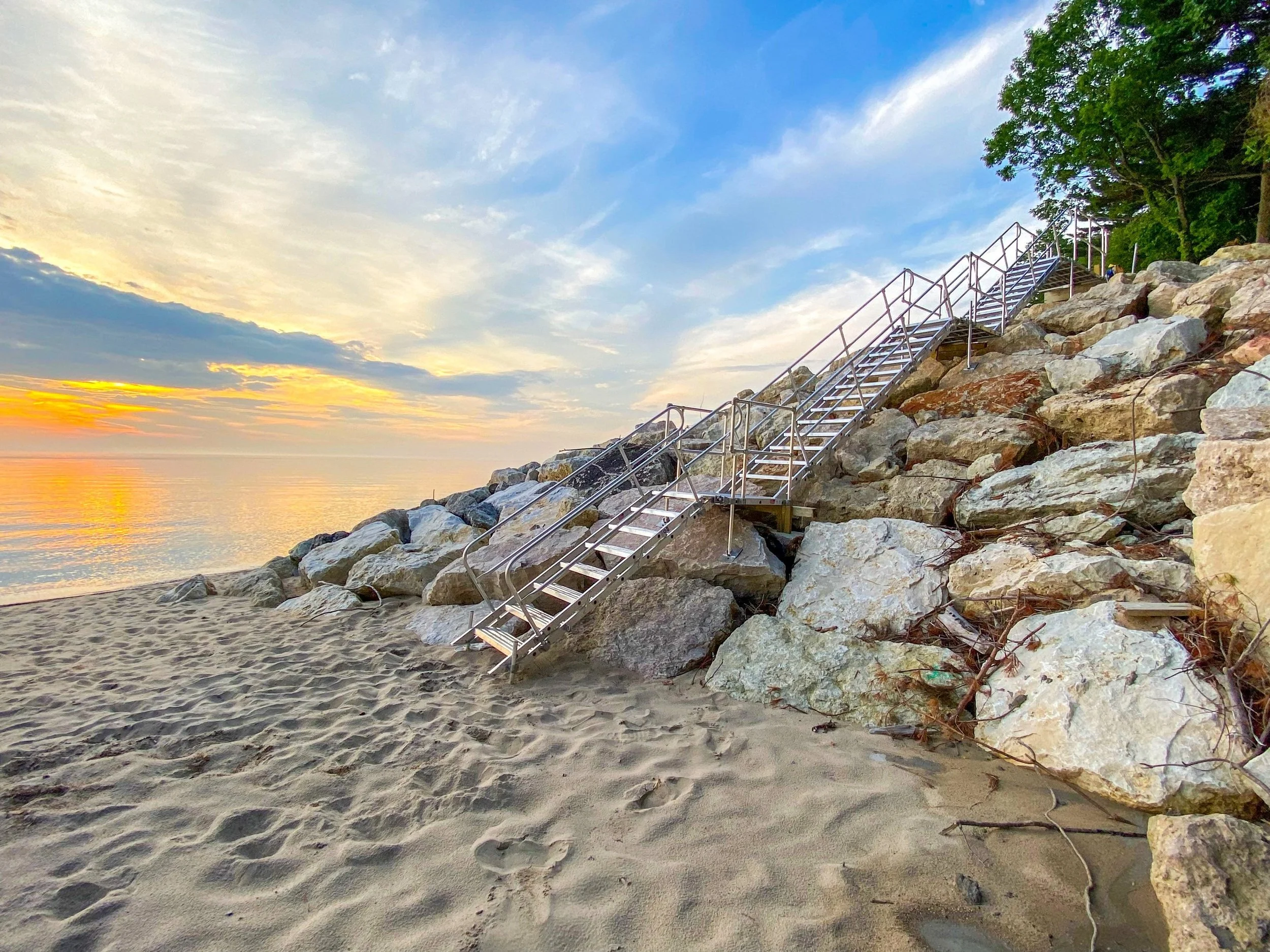 Removable Aluminum Stairs — Alumidock